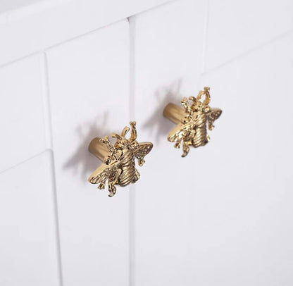 Queen Bee Knob Pull Handle