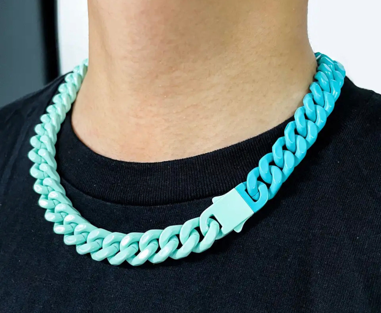 Ombré Cuban Chain Necklace