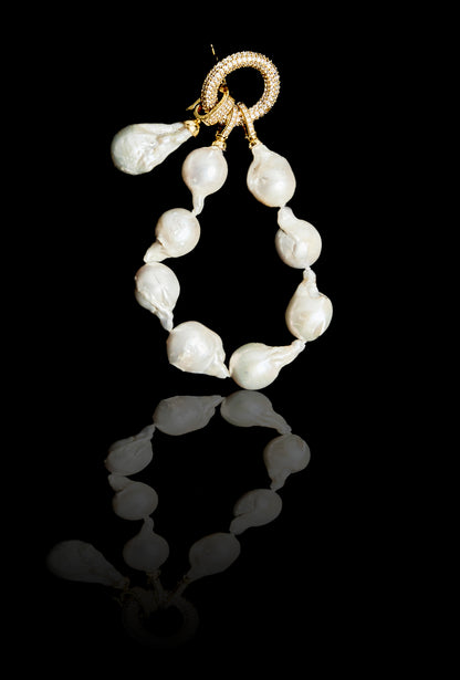 Baroque Pearl Bracelet with Pendant