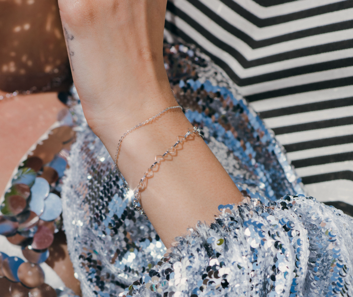 Interlocking Hearts chain bracelet