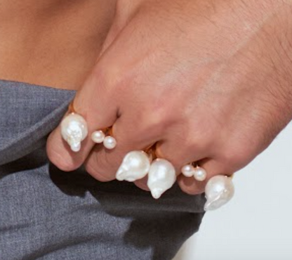 Baroque Pearl 4 Finger Ring