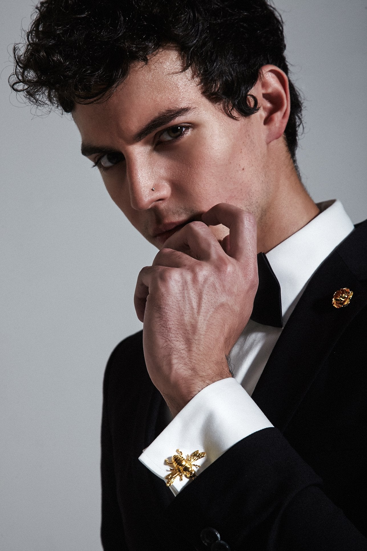 bee cufflinks Mordekai 