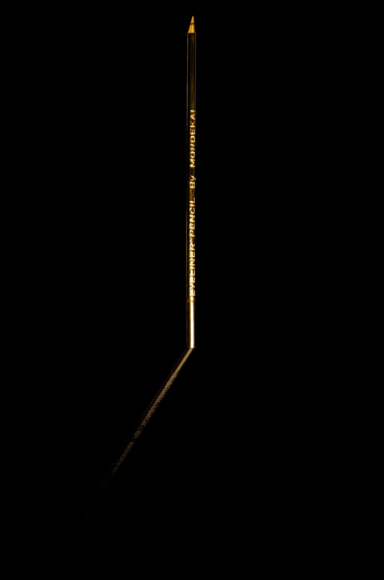 Eye Pencil Objet - Mordekai