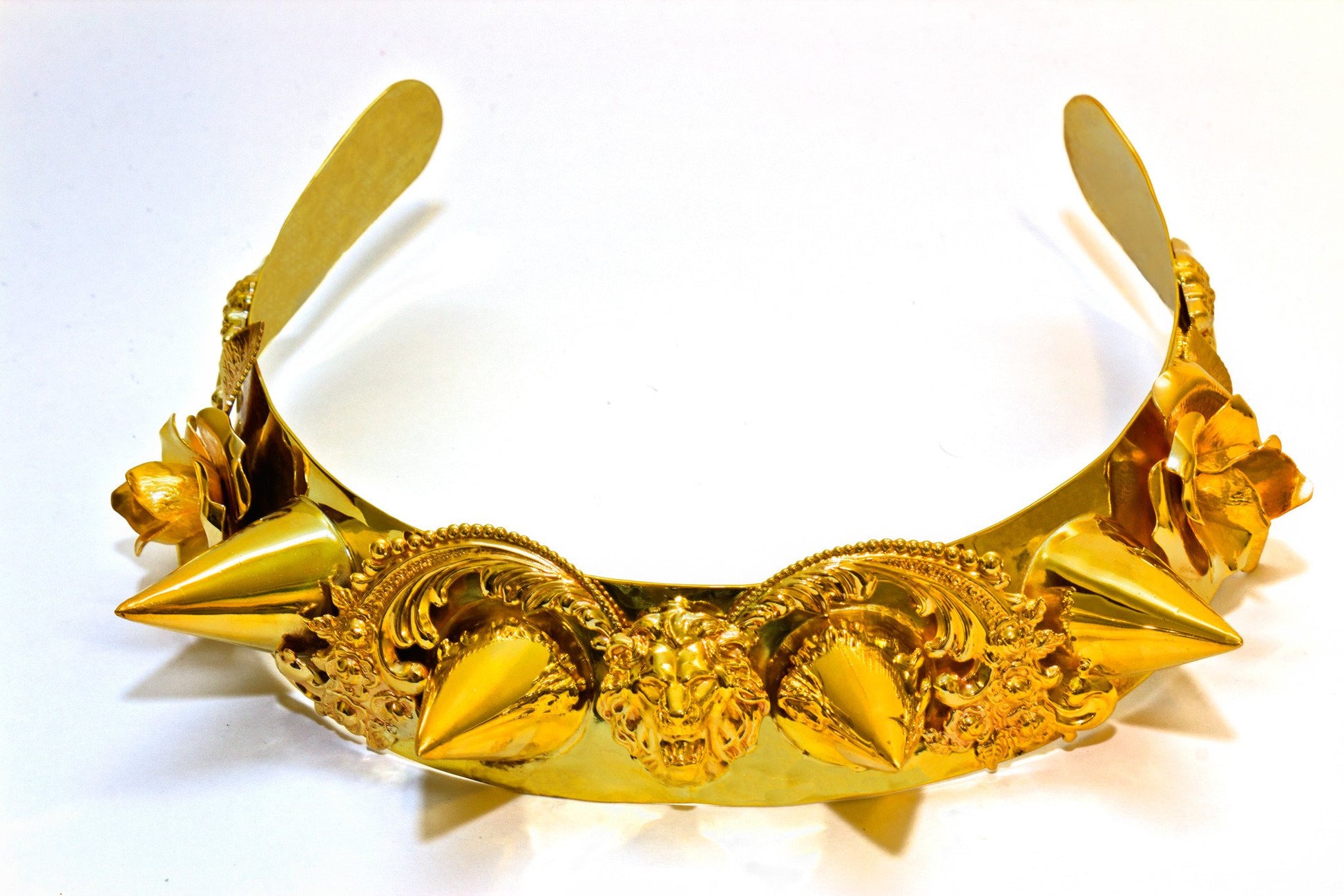 Spike lion diadem tiara crown Mordekai 